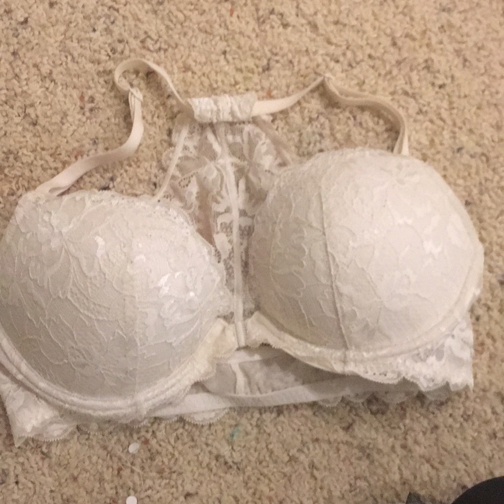 34D brand new VS bra